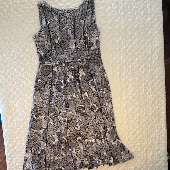 Perceptions Dresses & Skirts - Perceptions NY Black and‎ White Paisley Sleeveless Dress Size XL